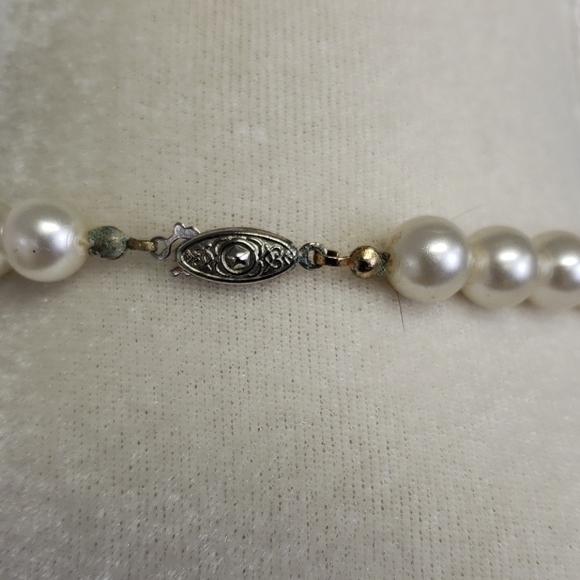 VINTAGE Faux Pearl and Bead Necklace 18" - Picture 4 of 8